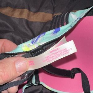 Women’s Victoria secret bea 36dd